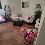 Marios * Lákones