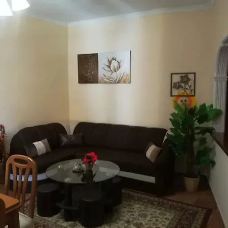 Apartament Marios Lákones